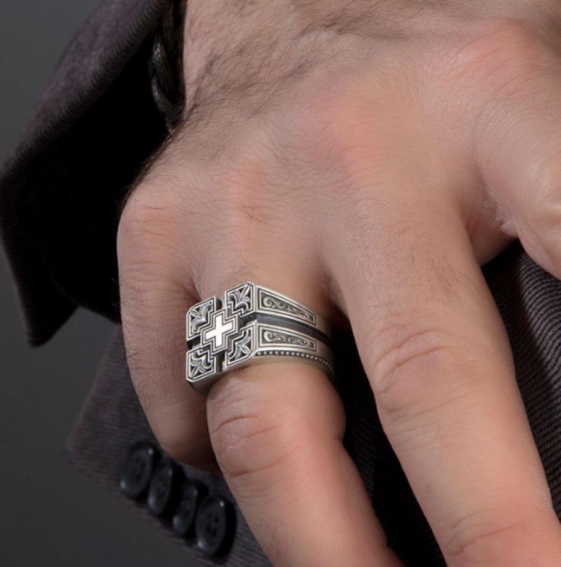 Plated European And American Creative Retro Carved Christian Men's Ring